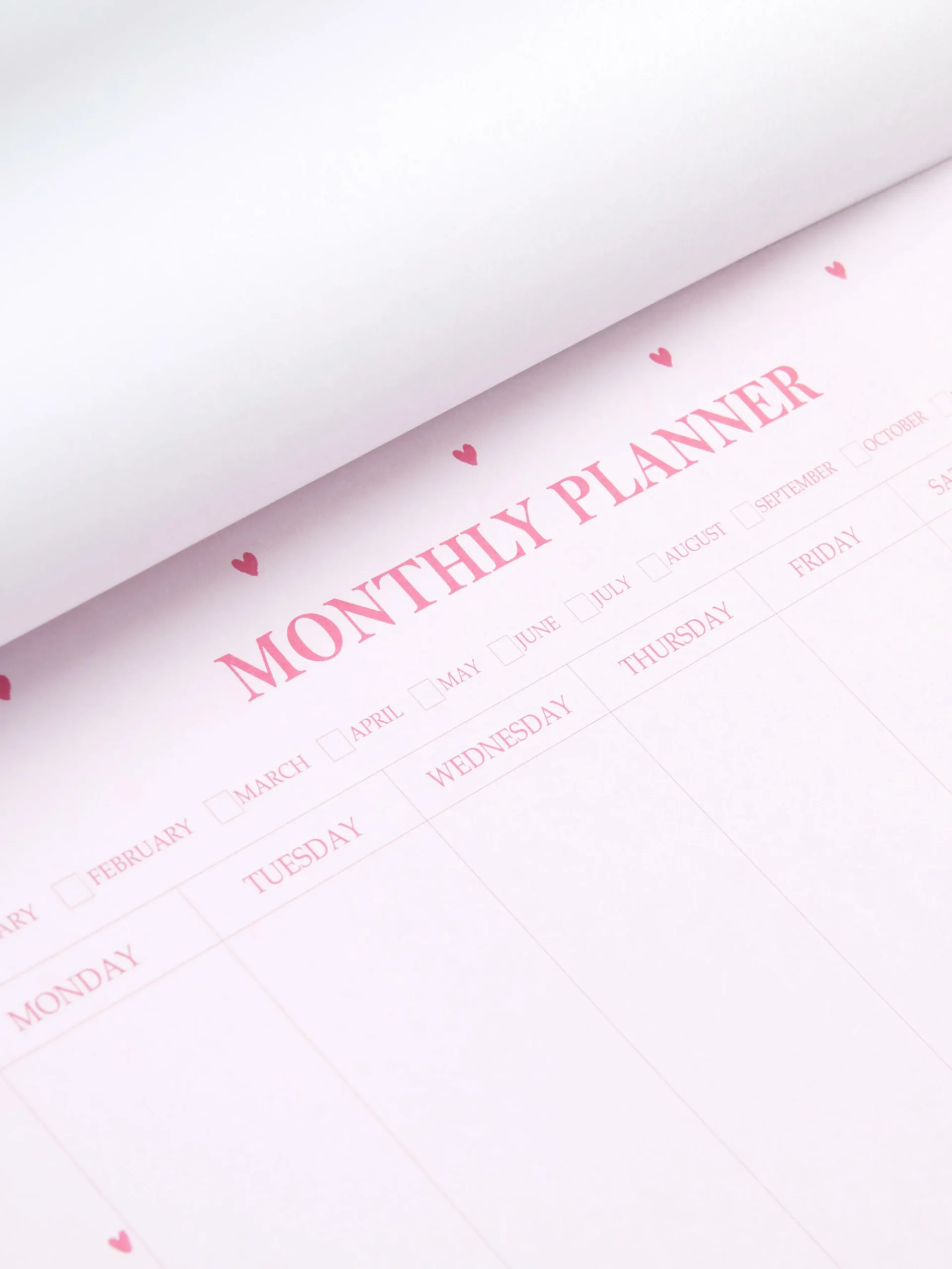 A4-Monatsplaner Mit Herzmuster