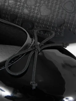 Ballerinas In Lackoptik