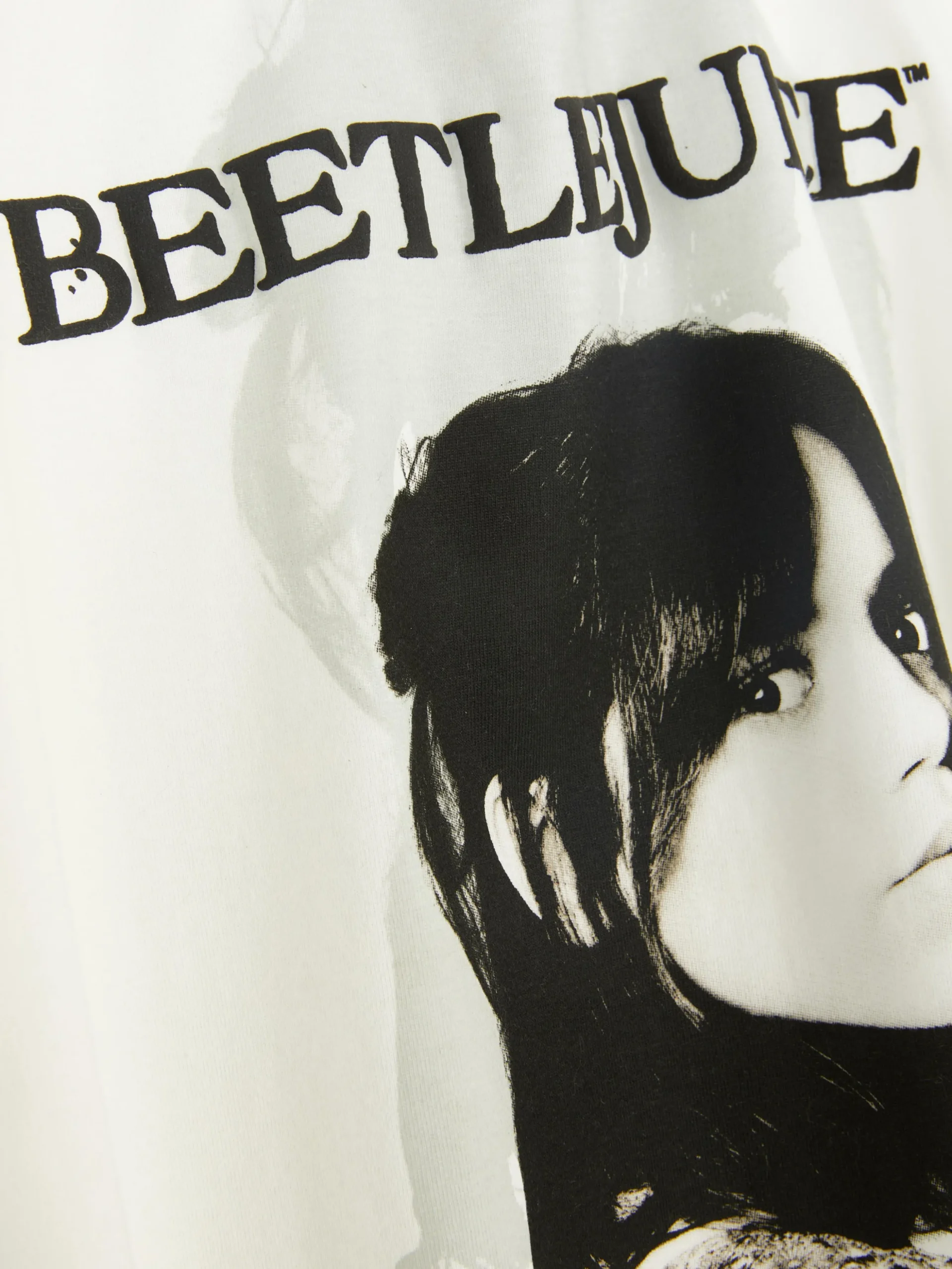 „Beetlejuice Astrid“ T-Shirt