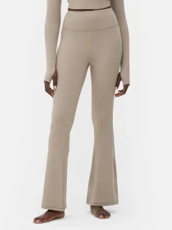 Butterweiche „Rita Ora“ Leggings Mit Ausgestelltem Bein