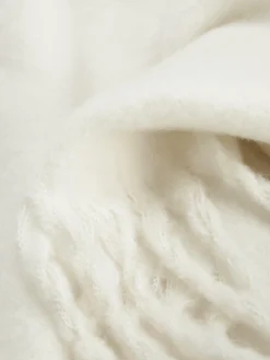 Gebürsteter Schal Mit Quasten