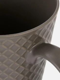 Geprägte Frühstückstasse