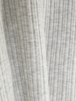 Gerippter Rollkragenpullover