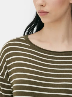 Gestreifter Feinstrickpullover Mit U-Boot-Ausschnitt