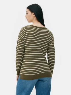 Gestreifter Feinstrickpullover Mit U-Boot-Ausschnitt