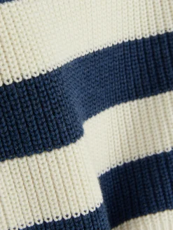 Gestreifter Strickpullover