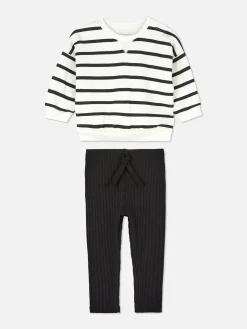 Gestreiftes Sweatshirt Und Gerippte Leggings Im Set