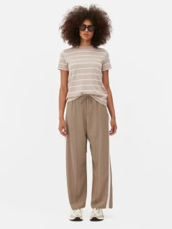 Gestreiftes T-Shirt Mit Rundhalsausschnitt