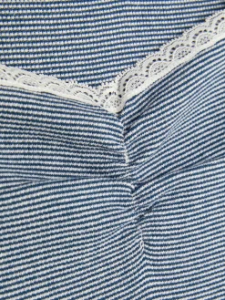 Gestreiftes T-Shirt Mit Spitzenbesatz