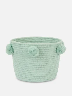 Gewebter Korb Mit Bommeln