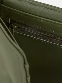 Gummierte Faltbrieftasche