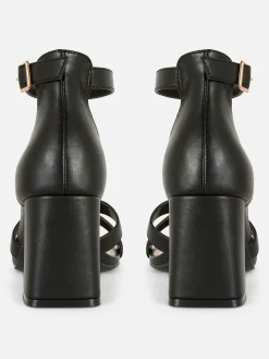 Heels Mit überkreuztem Riemchen, Weite Passform