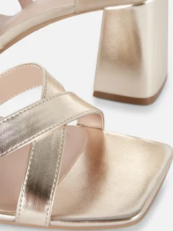 Heels Mit überkreuztem Riemchen, Weite Passform