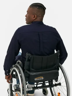 Hemd Mit Hochgerollten Ärmeln Und Knopfleiste