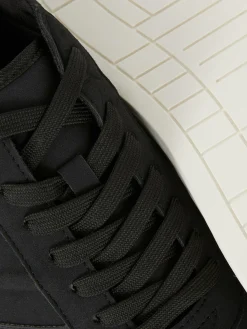„Kem“ Low-Top-Sneaker Mit Schnürung