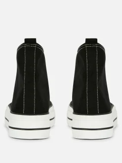 Klassische Canvas-Sneakers