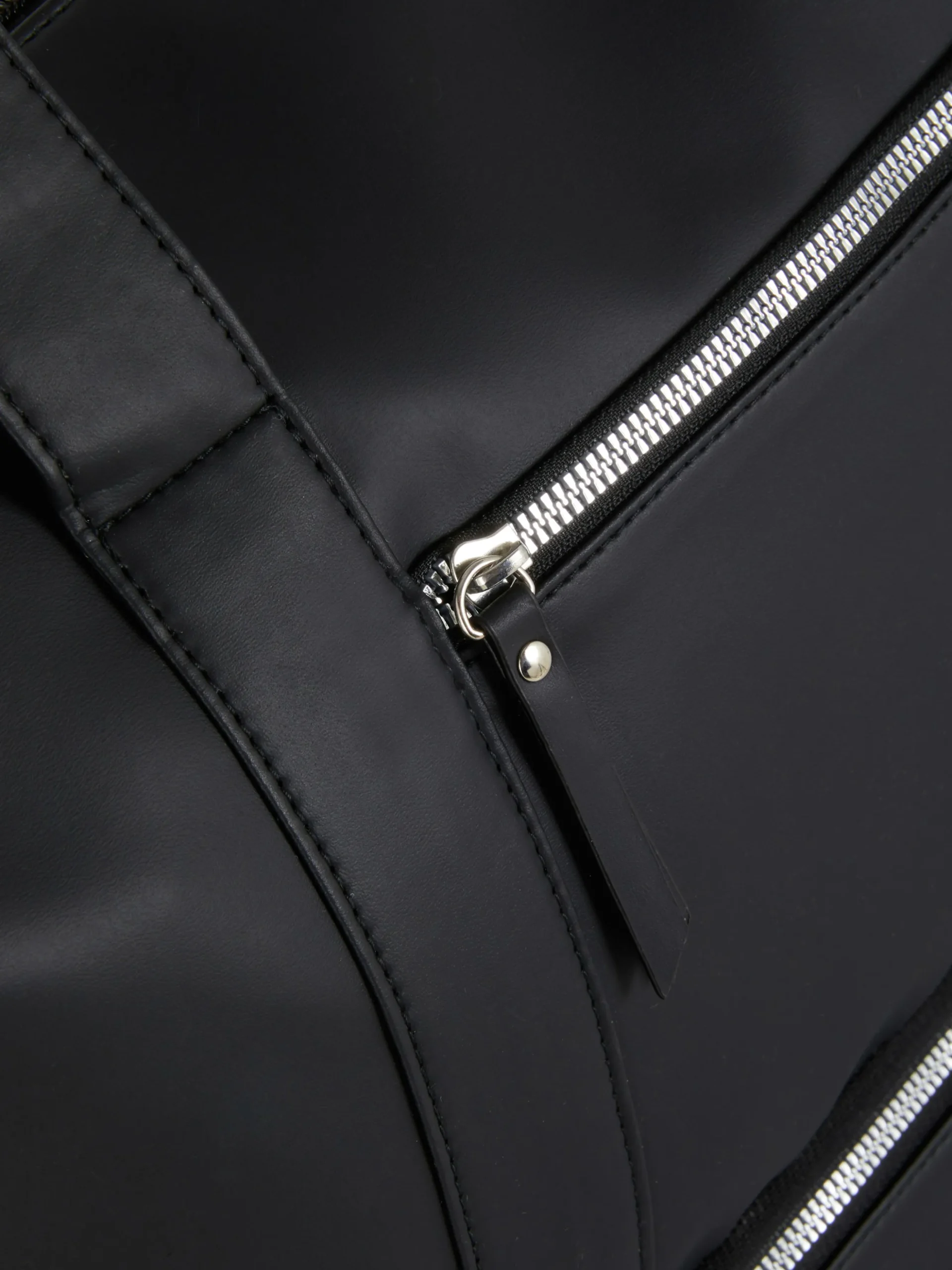 Kunstleder-Reisetasche