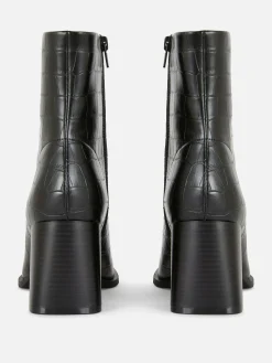 Kunstlederstiefel In Kroko-Optik Mit Absatz