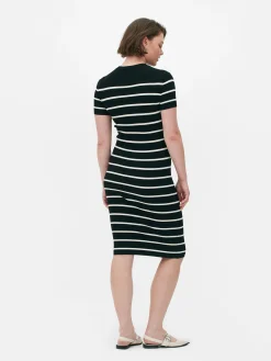 Kurzärmeliges Midi-Pulloverkleid