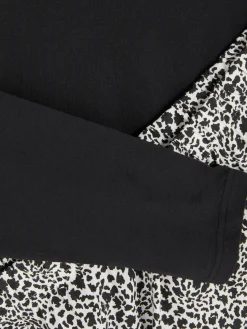 Langärmeliger Schlafanzug Mit Tasche