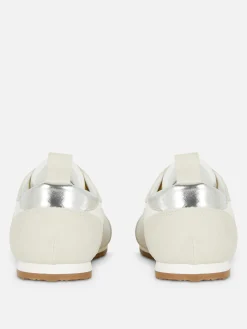 Low-Top-Sneaker Zum Schnüren Mit Plimsoll