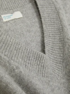 Pullover Mit V-Ausschnitt