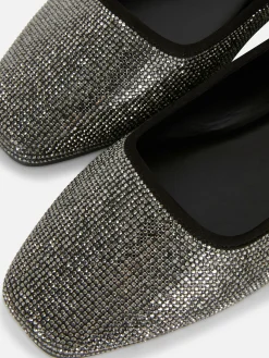 Pumps Mit Eckiger Zehenpartie Und Nieten