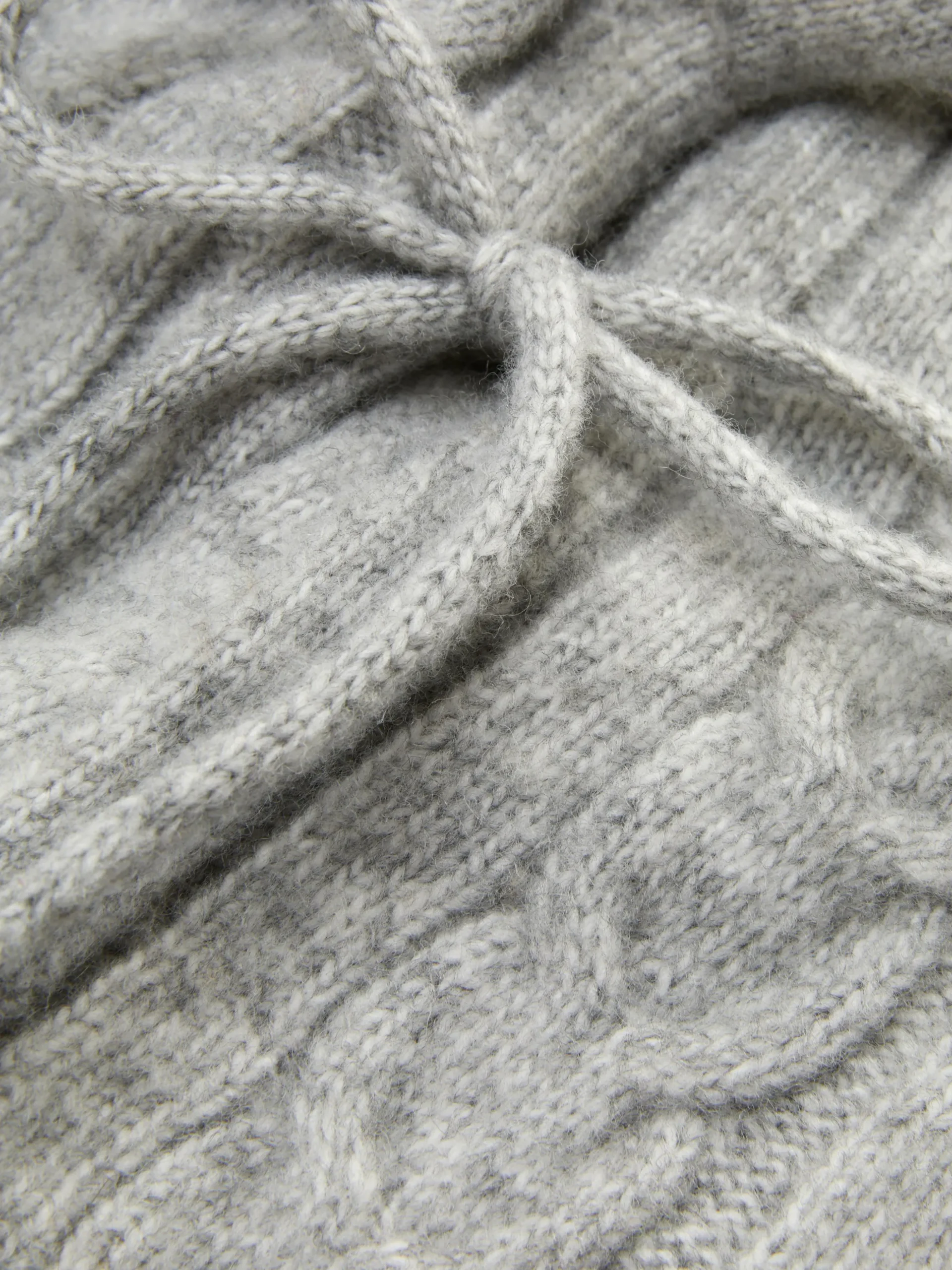 „Rita Ora“ Kapuze Mit Zopfmuster