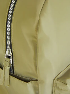 Rucksack Mit Mehreren Taschen