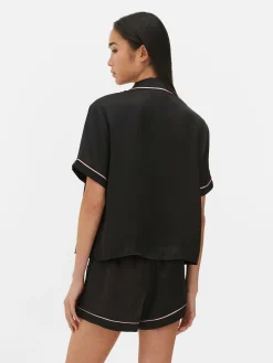 Satin-Schlafanzug Mit Nachthemd Und Shorts