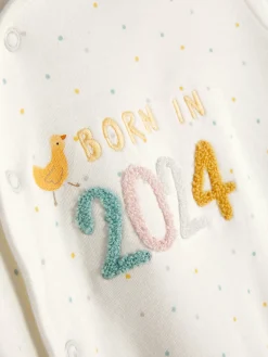 Schlafanzug Mit „Born In 2024“-Schriftzug