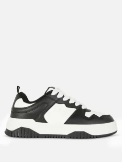 Schnürsneaker Mit Kontrasteinsätzen