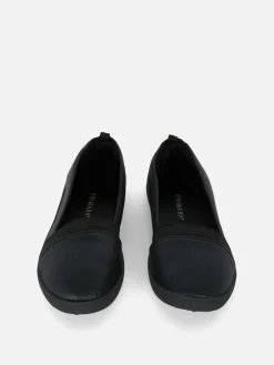 Slip-On-Schuhe Aus Kunstleder