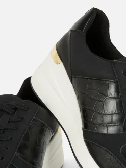 Sneaker Mit Keilabsatz Zum Schnüren