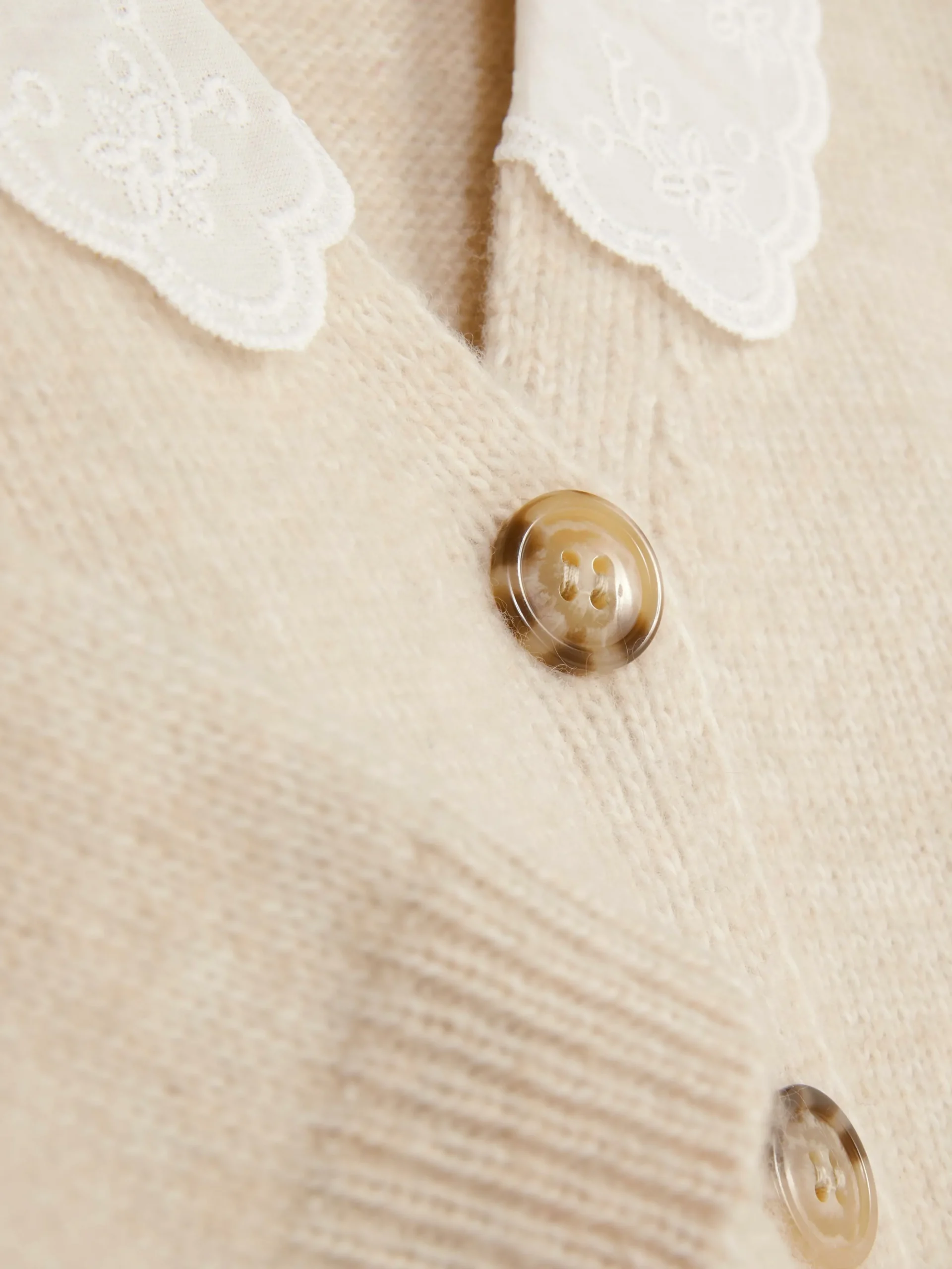 Strickcardigan Mit Besticktem Kragen