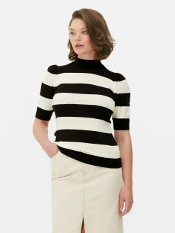 Stricktop Mit Puffärmeln Und Hohem Kragen