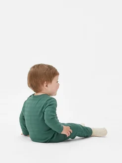 Strukturiertes T-Shirt- Und Cargohosen Im Set