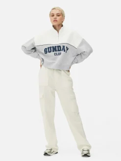 Sweatshirt Mit Trichterkragen Und Grafik