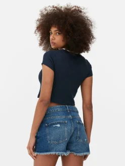 T-Shirt Mit Eingekerbtem Ausschnitt Und Grafik