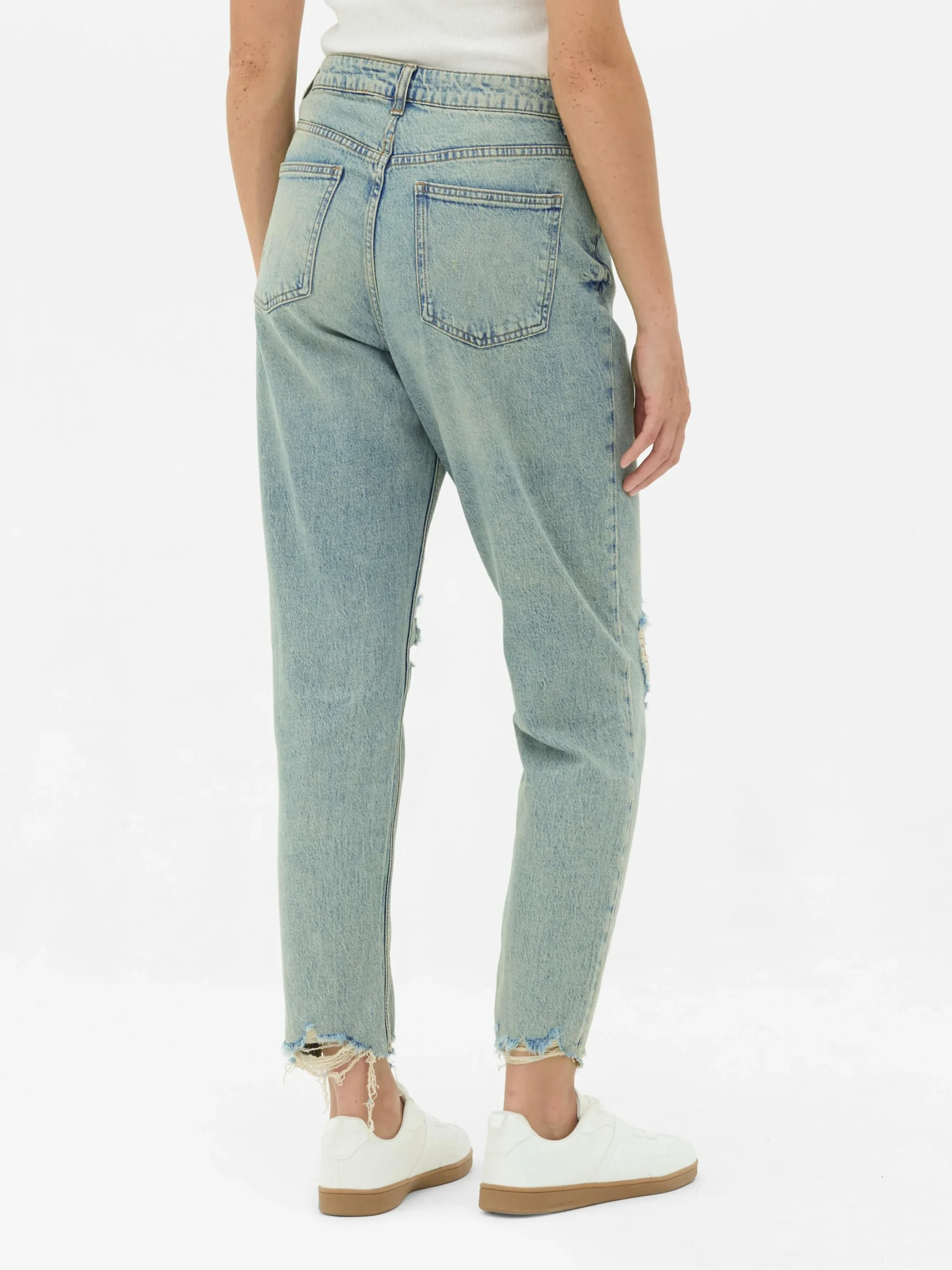 Zerrissene Mom-Jeans Aus Denim